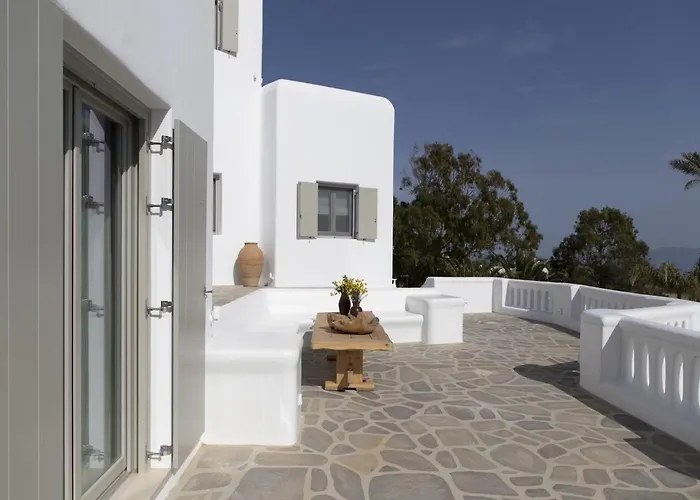 Eight-Bedroom Villa